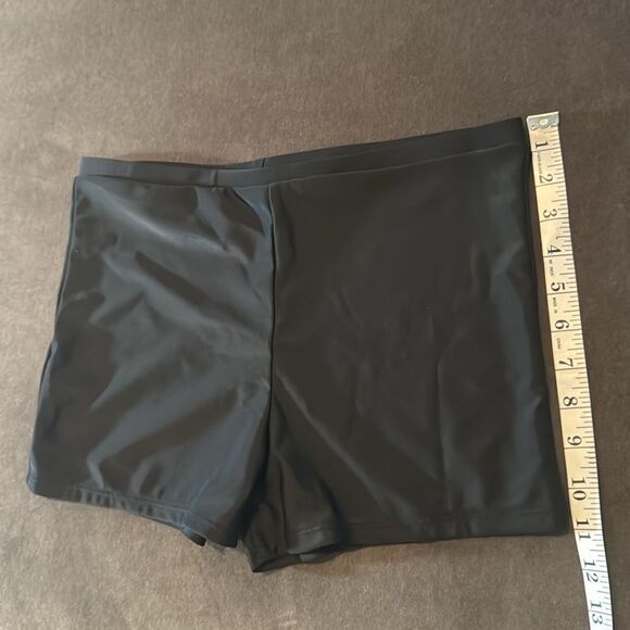 Women’s Black Floral Tankini Two Piece Swimsuit Boy Short Bottoms Size 10 NEW - Picture 10 of 11